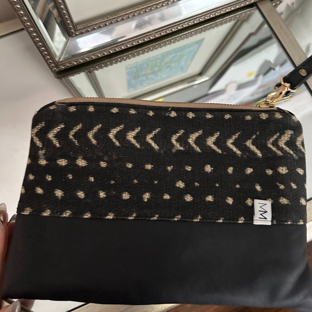 Modern Makerie Wristlet for Essential Oils